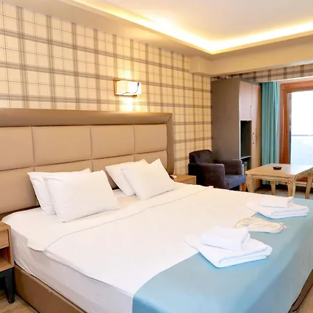 Turkuaz 4*