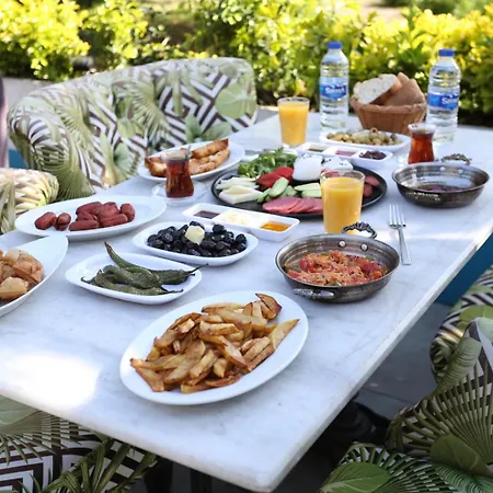 Hotell Turkuaz 3*