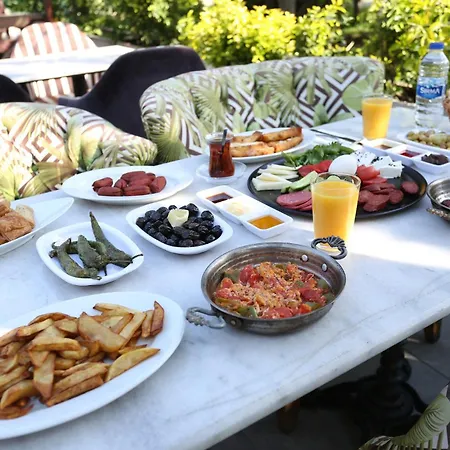 Hotell Turkuaz 3*